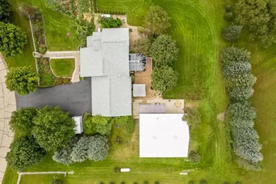10413 N Harold Drive, Brooklyn, WI 53536 - Photo 16