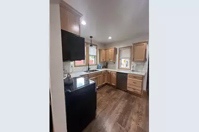 506 N Clark Street, Horicon, WI 53032 - Photo 10