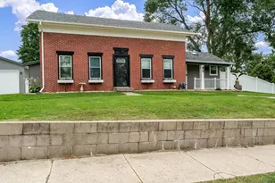 312 N Main St, Orfordville, WI 53576 - Photo 2