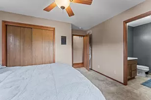 2217 Winfield Dr, Reedsburg, WI 53959 - Photo 32