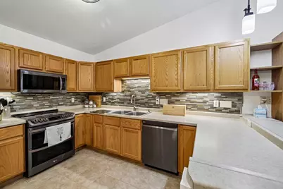 347 Starkweather Drive, Beaver Dam, WI 53916 - Photo 18