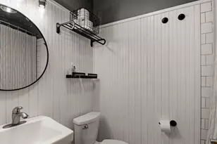 5306 Camilla Rd, Madison, WI 53716 - Photo 10