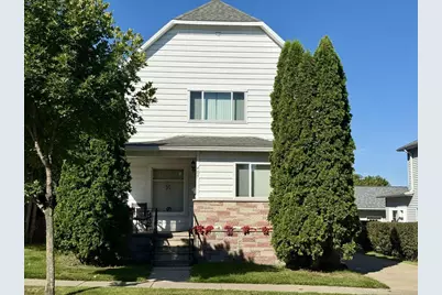405 Hollister Avenue, Tomah, WI 54660 - Photo 2