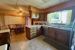 405 Hollister Ave, Tomah, WI 54660 - Photo 12