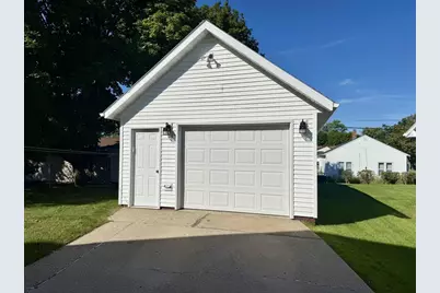 405 Hollister Avenue, Tomah, WI 54660 - Photo 4