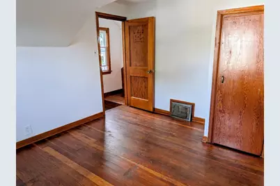 215 Wayland Street, Beaver Dam, WI 53916 - Photo 18