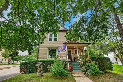 131 S Spring Street, Columbus, WI 53925 - Photo 2