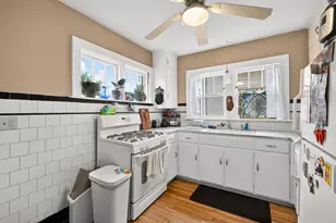 2029 Jenifer St, Madison, WI 53704 - Photo 10