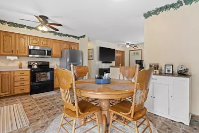 4117 Donald Drive, Madison, WI 53704 - Photo 2