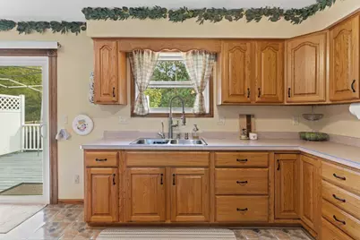 4117 Donald Drive, Madison, WI 53704 - Photo 8
