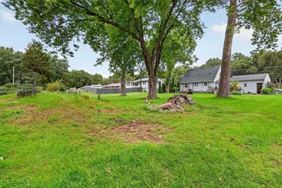 825 W Happy Hollow Road, Janesville, WI 53546 - Photo 36