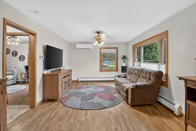 825 W Happy Hollow Road, Janesville, WI 53546 - Photo 6