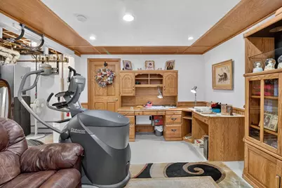 825 W Happy Hollow Road, Janesville, WI 53546 - Photo 26
