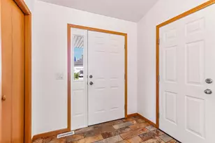 6905 Buckhorn Dr, Madison, WI 53718 - Photo 2