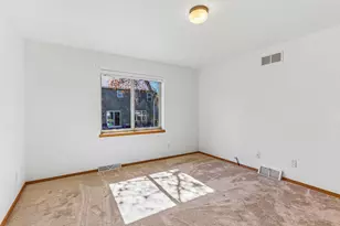 6905 Buckhorn Dr, Madison, WI 53718 - Photo 18