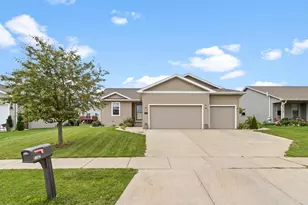 2102 Carl Ave, Stoughton, WI 53589 - Photo 60