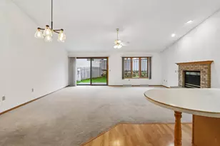 20 Village Homes Dr, Waunakee, WI 53597 - Photo 8