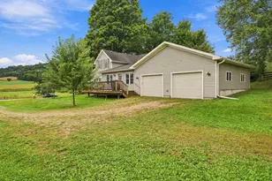 17857 Old County Farm Dr, Richland Center, WI 53581 - Photo 4