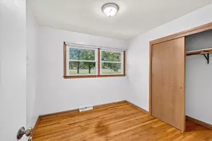 5809 Thrush Ln, Madison, WI 53711 - Photo 10