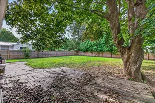 5809 Thrush Ln, Madison, WI 53711 - Photo 4