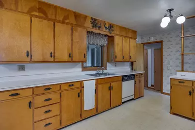 6133 River Road, Waunakee, WI 53597 - Photo 8
