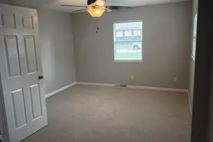 2312 Skyline Dr, Beloit, WI 53511 - Photo 10