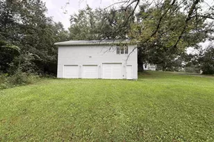 515 State Farm Rd, , WI 53531 - Photo 26