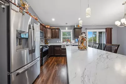 444 Fairfield Circle, Edgerton, WI 53534 - Photo 6