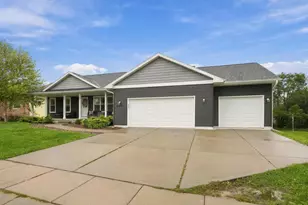 444 Fairfield Circle, Edgerton, WI 53534 - Photo 38
