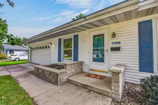 1709 Lynndale Rd, Madison, WI 53711 - Photo 2