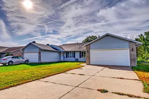 100 Thomas Pl, Arena, WI 53503 - Photo 2