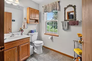6633 Reston Heights Dr, Madison, WI 53718 - Photo 32