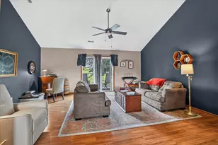 6633 Reston Heights Dr, Madison, WI 53718 - Photo 14