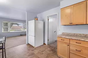 6014 Johnson St, Mcfarland, WI 53558 - Photo 10