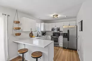 6649 Raymond Rd, Madison, WI 53711 - Photo 16