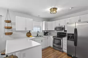 6649 Raymond Rd, Madison, WI 53711 - Photo 18