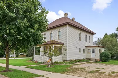 330 W Main Street, Princeton, WI 54968 - Photo 2