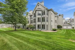5383 Mariner's Cove Dr, Madison, WI 53704 - Photo 6