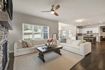 803 Liliana Terrace, Oregon, WI 53575 - Photo 6