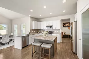 803 Liliana Terr, Oregon, WI 53575 - Photo 10