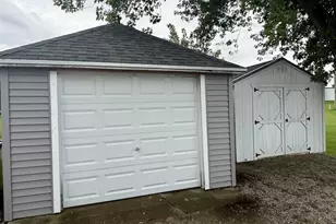 979 W Main St, Waupun, WI 53963 - Photo 30