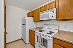 1634 Kings Mill Way, Madison, WI 53718 - Photo 16