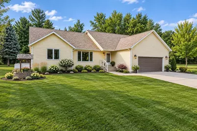 W10862 Tipperary Road, Poynette, WI 53955 - Photo 2