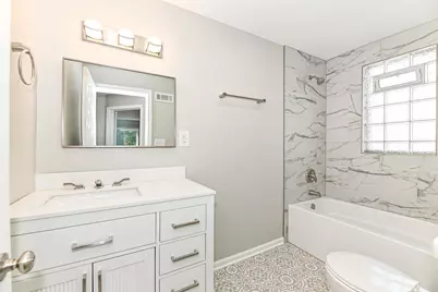 3754 S Rutland Avenue, Saint Francis, WI 53235 - Photo 38