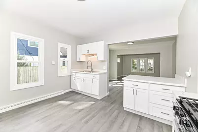 3754 S Rutland Avenue, Saint Francis, WI 53235 - Photo 10