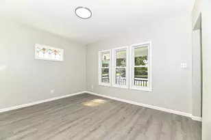 3754 S Rutland Ave, Saint Francis, WI 53235 - Photo 14