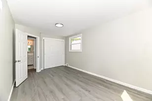 3754 S Rutland Ave, Saint Francis, WI 53235 - Photo 34