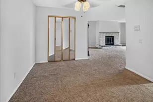 1430 Wheeler Ct, Madison, WI 53704 - Photo 10