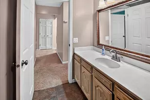 1430 Wheeler Ct, Madison, WI 53704 - Photo 22