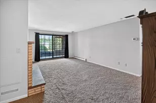1430 Wheeler Ct, Madison, WI 53704 - Photo 4